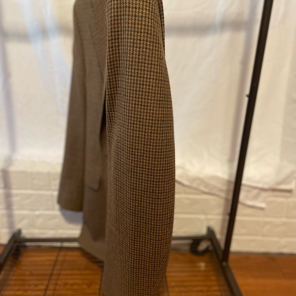 Men's Lauren Ralph Lauren Brown Houndstooth Blazer (46L)

Free Shipping - Picture 2 of 9